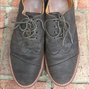 TOMS Men’s Twill Brouges dress shoes